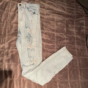 GUESS skinny jeans